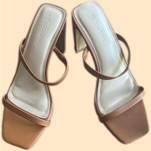 Chic Brown Leather Block Heel Sandals